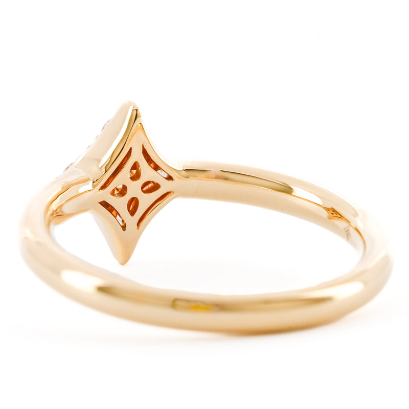 .26CTW Diamond Cluster Ring - Star - 14K Yellow Gold