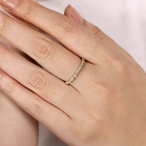 .25CTW Alternating Round Diamonds + Marquise Set, Size 6.5 - 14K Yellow Gold
