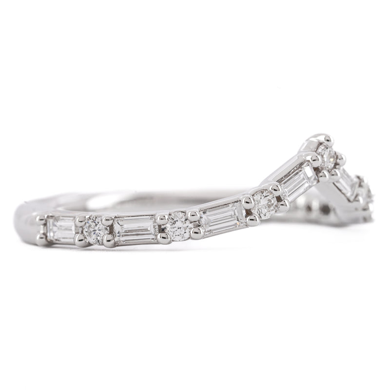 .40CTW Alternating Baguette and Round Diamond “V” Contour Band – 14K White Gold