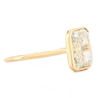 4.5CT Radiant Diamond Engagement Ring - Solitaire + Cathedral - 18K Yellow Gold