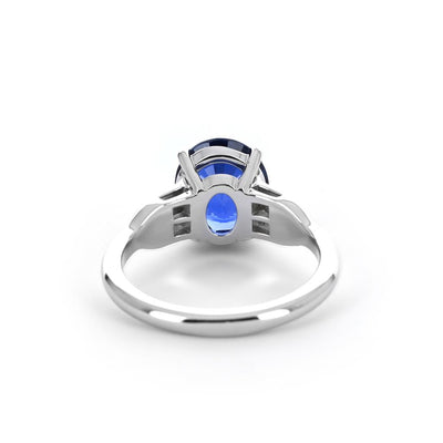 4.05ctw Oval Sapphire + Diamond Ring - Platinum