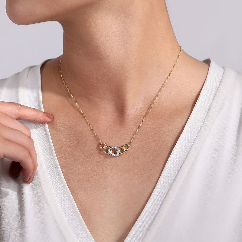 0.21ctw Round Diamond Twisted Rope Link Station Necklace - 14K Multi-Tone Gold