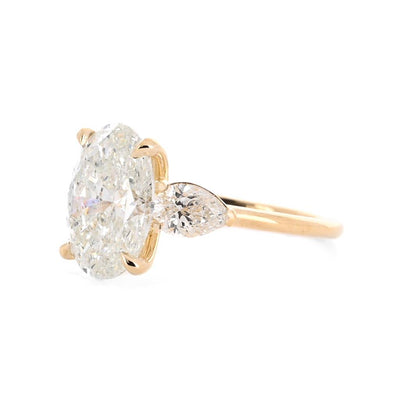 5.25ctw Oval Three-Stone Diamond Engagement Ring - 14K Yellow Gold