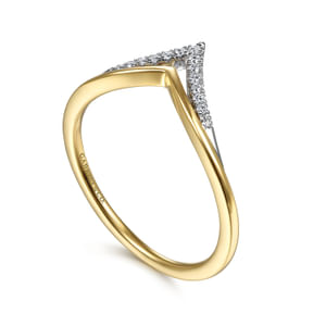 .06CTW Diamond Chevron Ring, Size 6.5 - 14K Two-Tone Gold