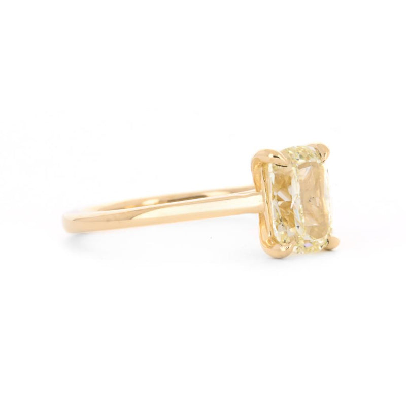 1.59ct Cushion Diamond Engagement Ring - 18K Yellow Gold