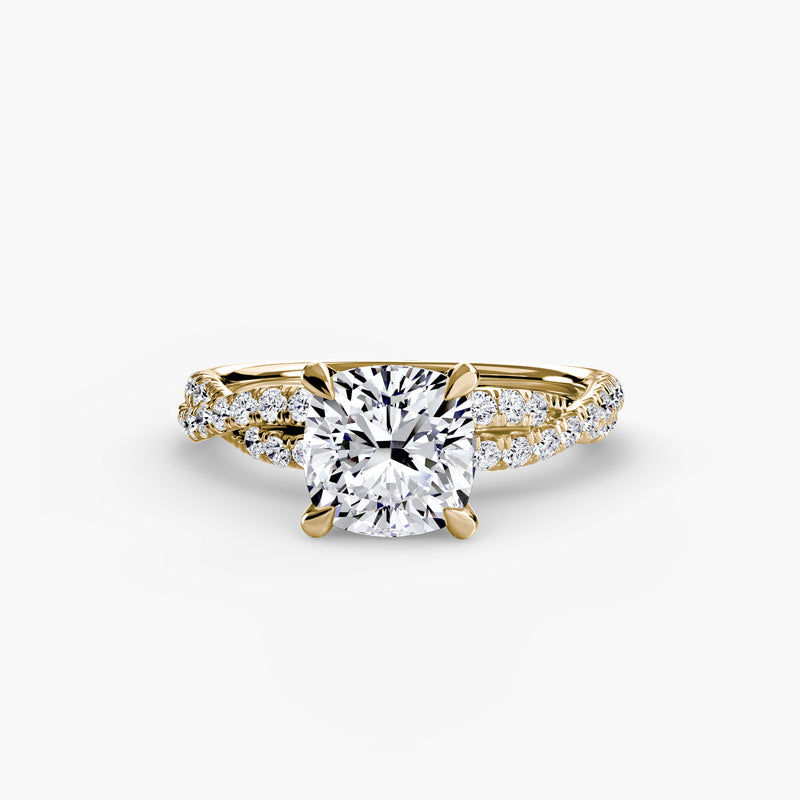 The Twisted Pavé Solitaire